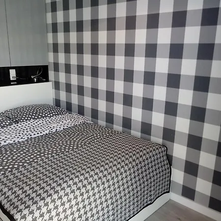 Apartament Na Zlotej Kielce Exterior photo